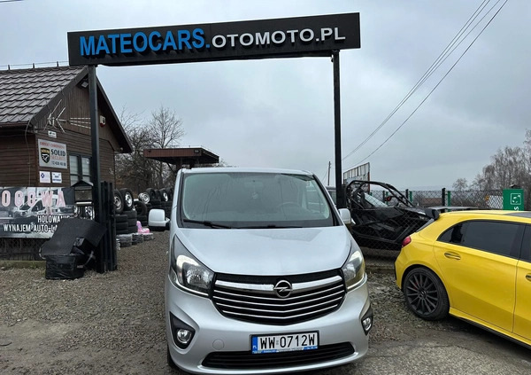 Opel Vivaro cena 69900 przebieg: 273900, rok produkcji 2016 z Piaseczno małe 781